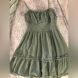 Francesca’s green dress ~ size M